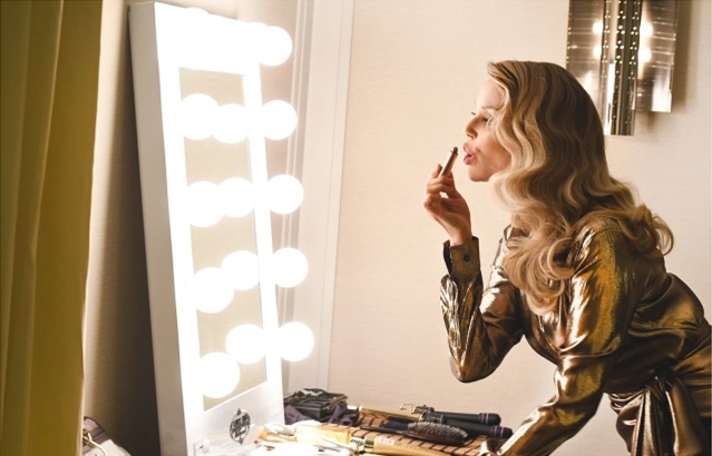 Christie Brinkley | Brinkley Beauty | Celebrity Makeup Tips